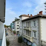 Saturnia Апартаменты