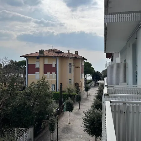 Saturnia * Grado