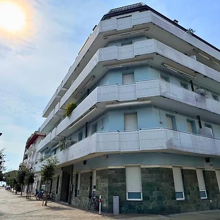 Saturnia Apartment