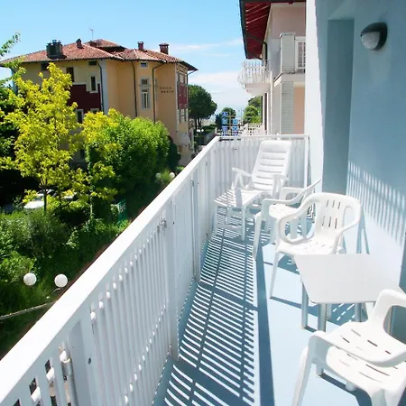 Saturnia 아파트 *